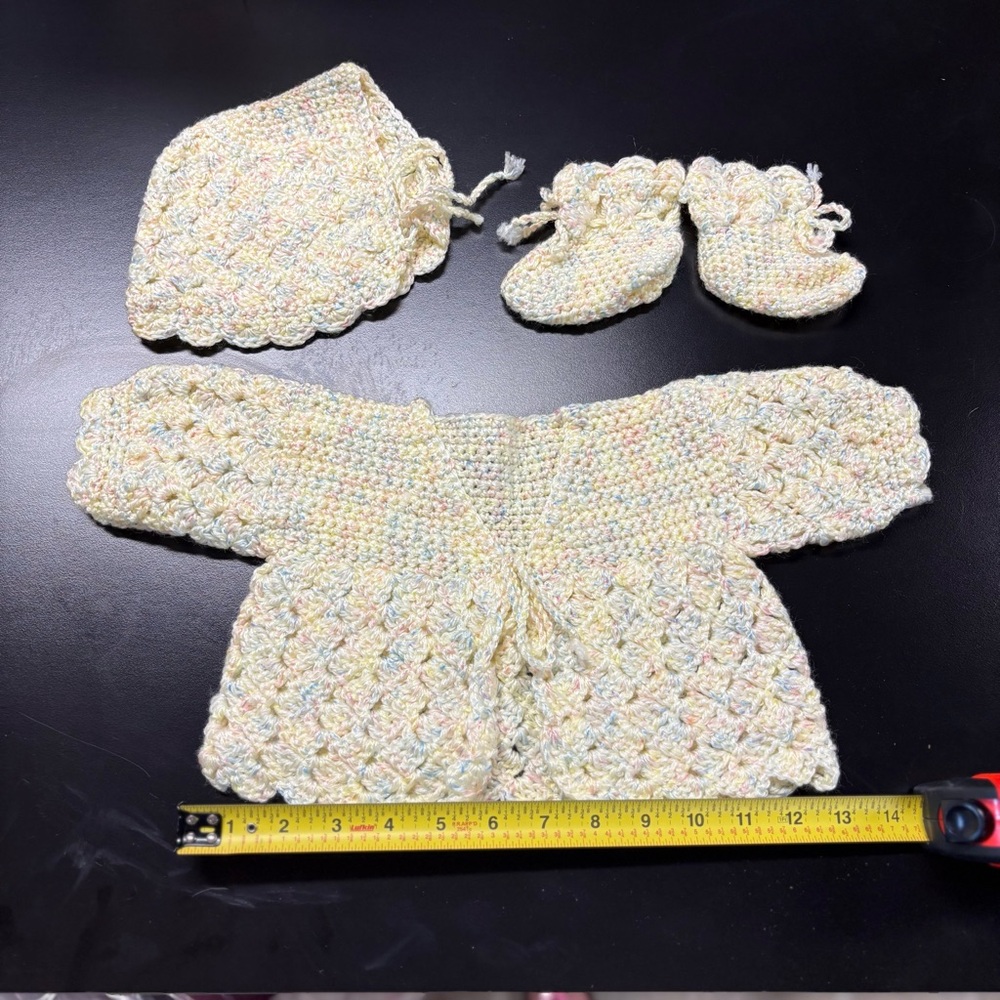 Handmade‎ Crochet Baby Set in Pastel